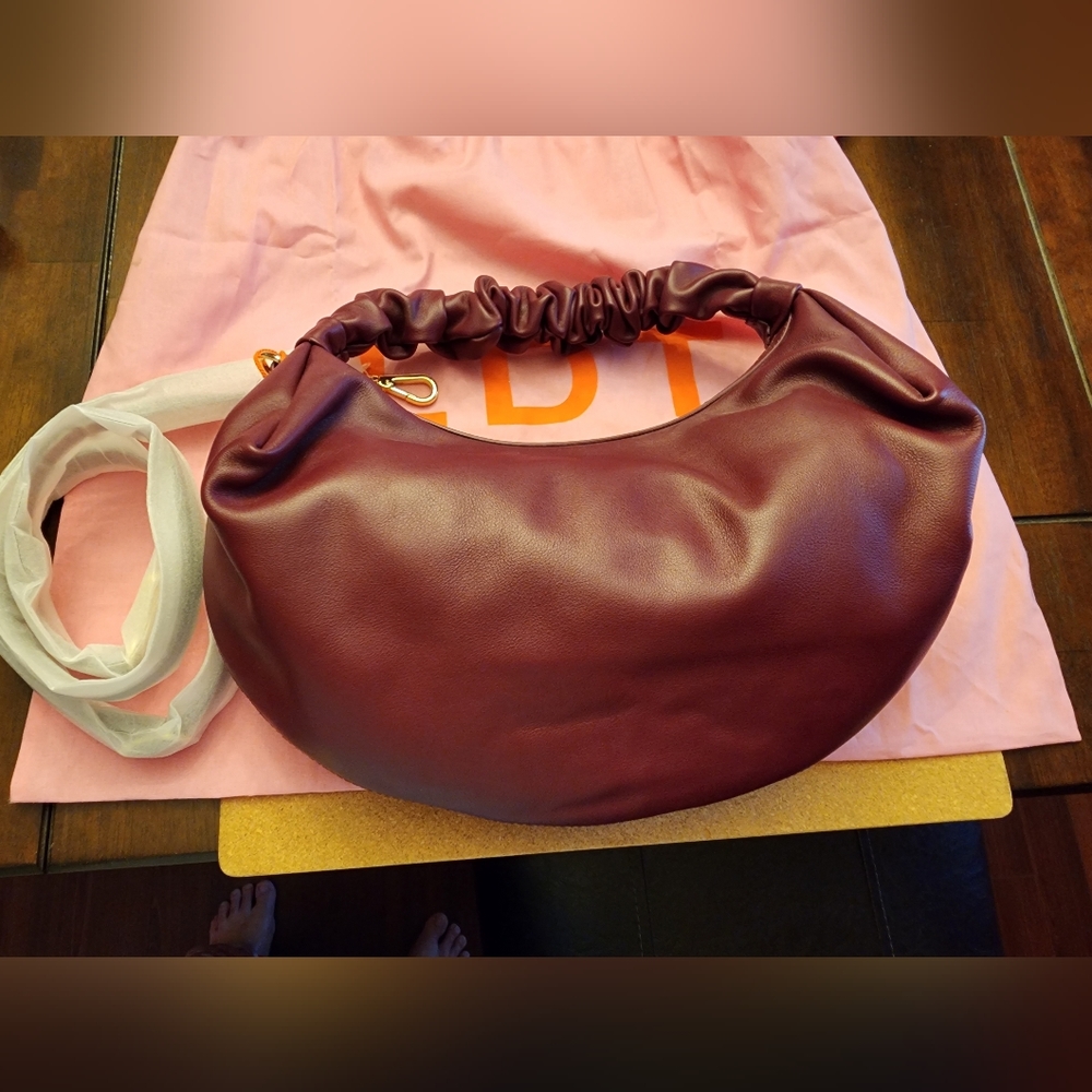 LDT Monroe Leather Crossbody Hobo bag